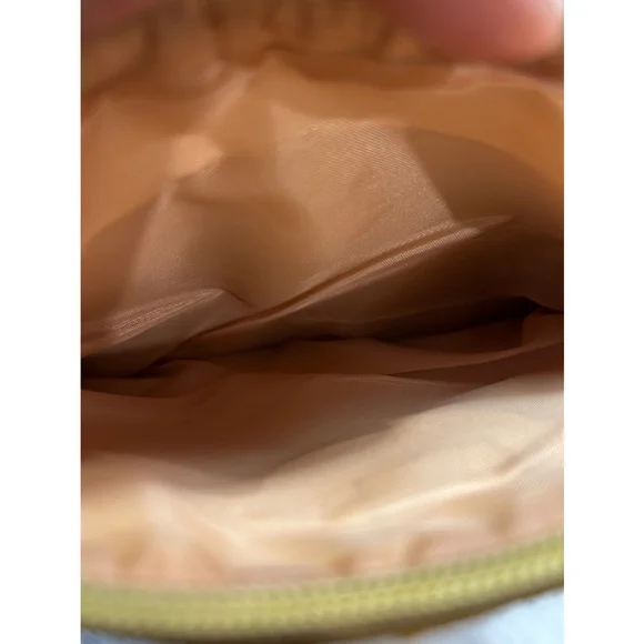 MAXX New York Gold Vegan Leather Fanny/Waist or Shoulder Bag - Picture 5 of 7